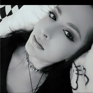 Meet your Posher, Krista